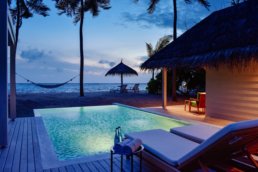 content/hotel/Kanuhura/Accommondation/Retreat Grand Beach Pool Villa Sunrise/Kanuhura-Acc-RetreatGrandBeachPoolVilla-01.jpg